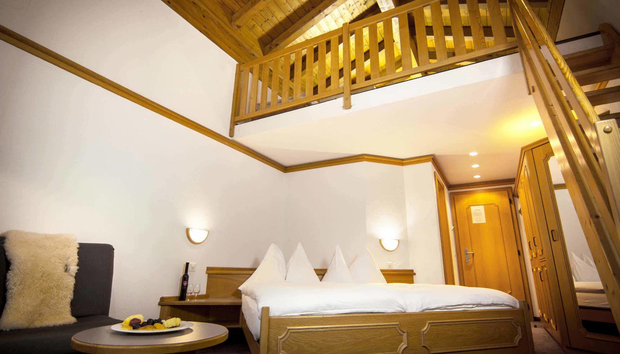 Berghof Garni - The Dom Collection Bed & Breakfast Saas-Fee Ngoại thất bức ảnh