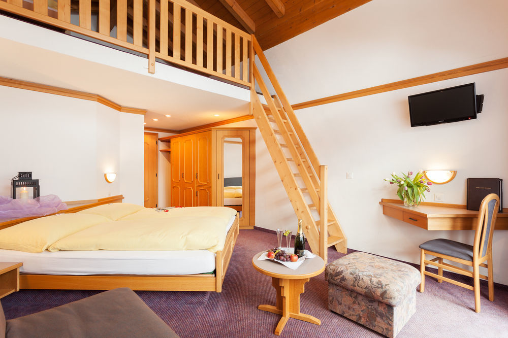 Berghof Garni - The Dom Collection Bed & Breakfast Saas-Fee Ngoại thất bức ảnh