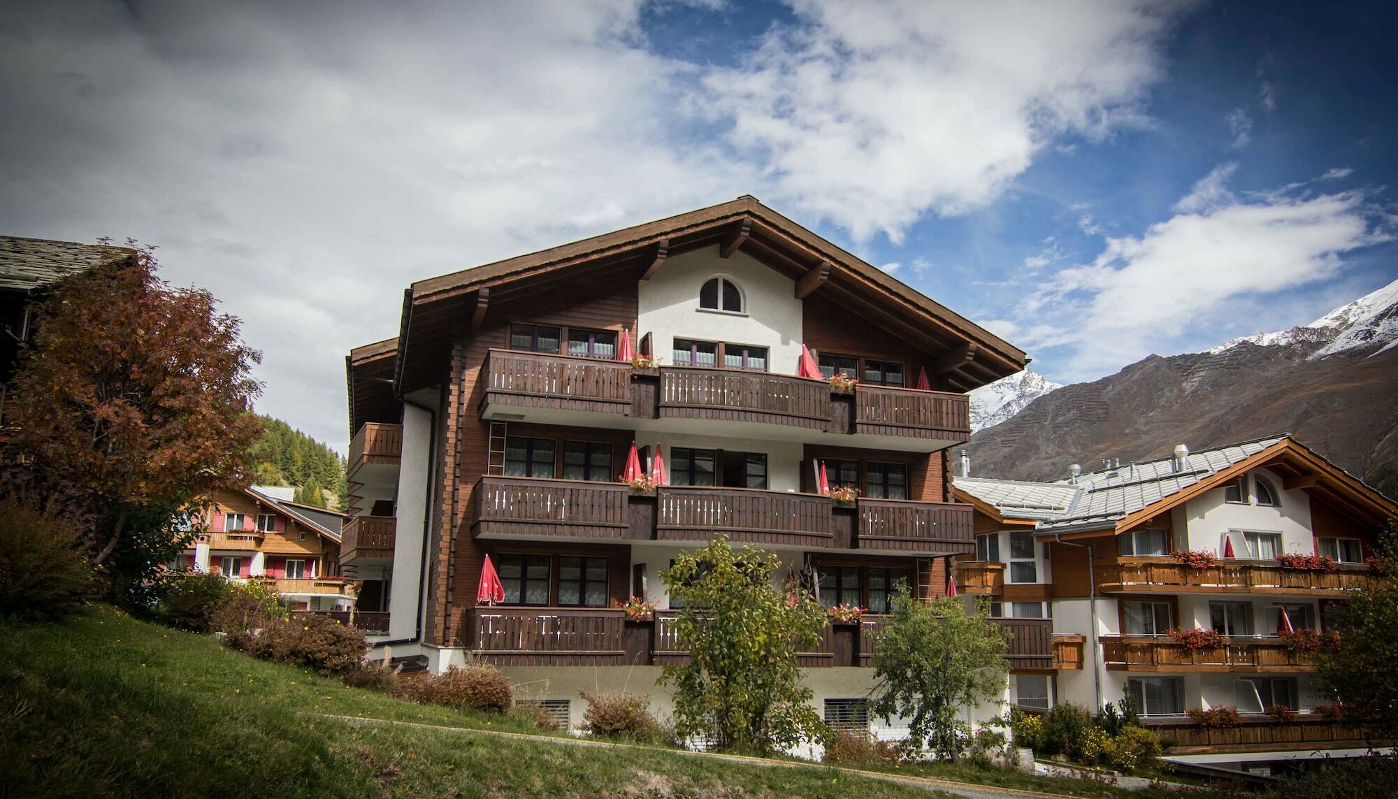 Berghof Garni - The Dom Collection Bed & Breakfast Saas-Fee Ngoại thất bức ảnh